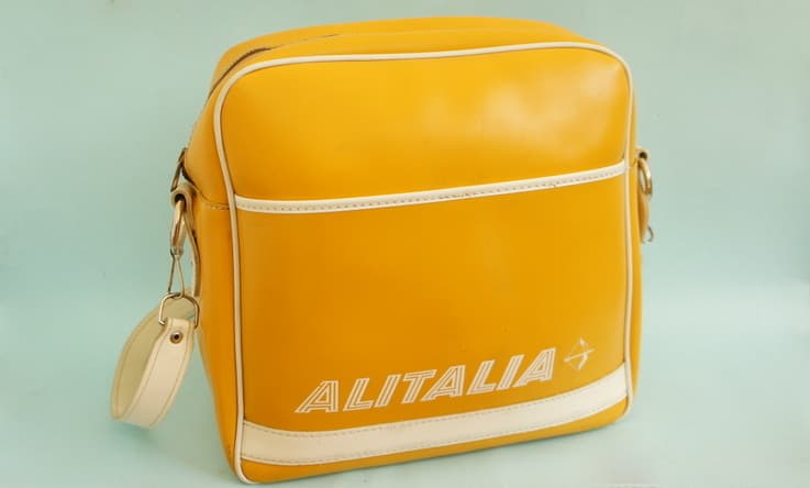 alitalia airlines carry on size